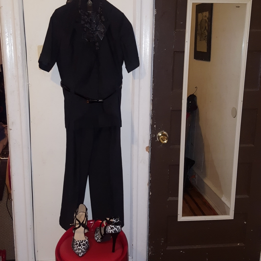 Women's suit